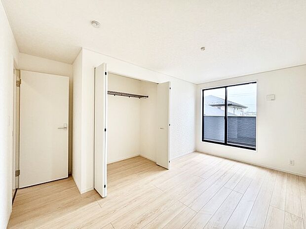 収納が充実しているので居住スペースを広々使えます
