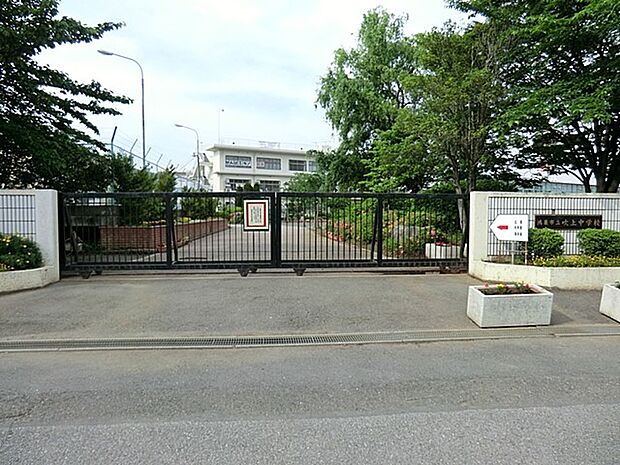 中学校 630m 鴻巣市立吹上中学校