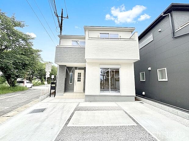 たっぷりの陽光と心地よい風が舞い込む住まい