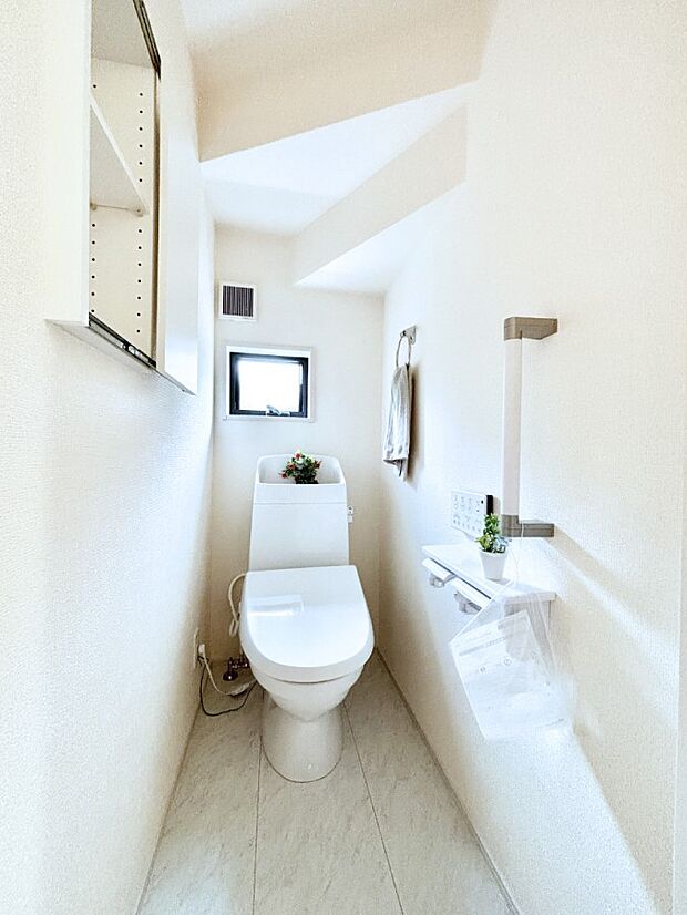 ウォシュレット付きトイレが1階と2階それぞれに配置されていてとても便利です。
