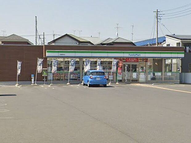 コンビニ 743m ファミリーマート岩槻西町店