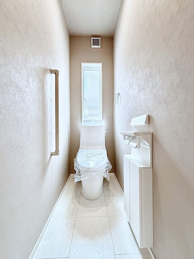 トイレは1階と2階それぞれに配置されていてとても便利です。