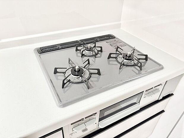 三口ガスコンロでお料理が一気にはかどりそう  