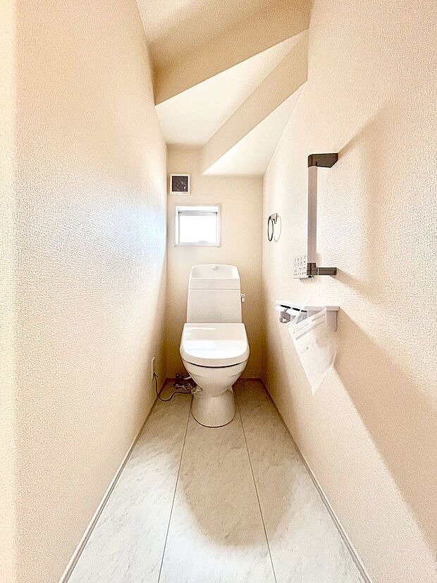 トイレは1階と2階それぞれに配置されていてとても便利です。