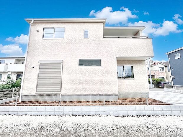暮らしやすさと居心地の良さにこだわったシンプルで飽きのこないデザイン ！