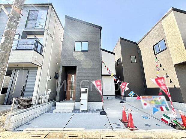 洗練された外観、上質な住空間が広がる室内は永く安心して過ごせる住居です。