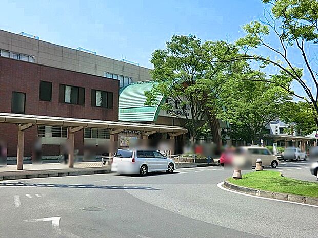 駅 2200m 東武伊勢崎線草加駅