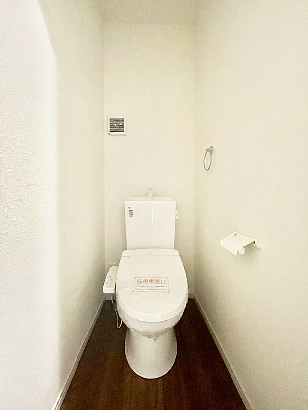 トイレは1階と2階それぞれに配置されていてとても便利です。 