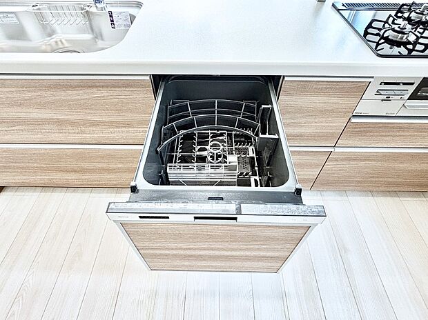 面倒なお片づけは食洗機にお任せ!家事の負担が減って、時間にも気持ちにもゆとりができます。