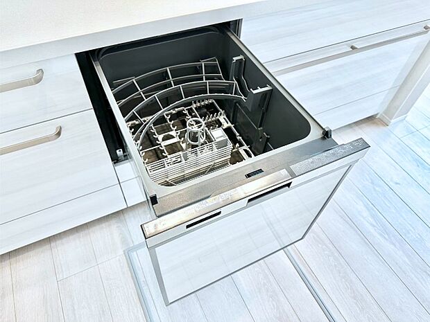 面倒なお片づけは食洗機にお任せ!家事の負担が減って、時間にも気持ちにもゆとりができます。