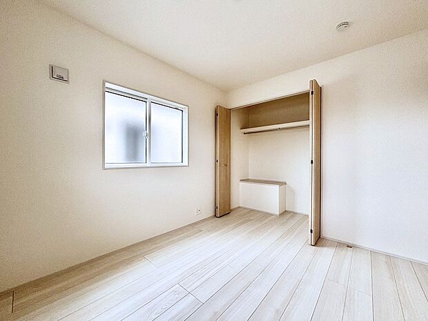 収納が充実しているので、居住スペースを広く使えます。