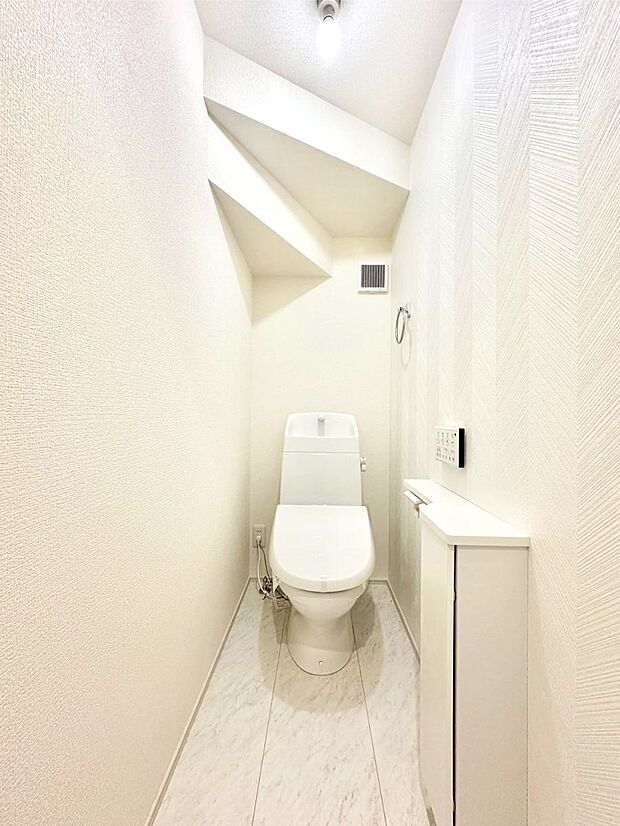 トイレは1階と2階それぞれに配置されていてとても便利です。
