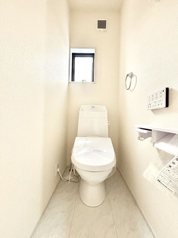 トイレは1階と2階それぞれに配置されていてとても便利です。