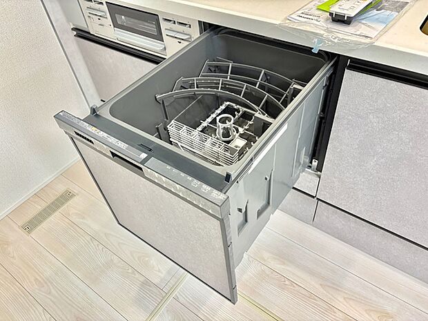 面倒なお片づけは食洗機にお任せ!家事の負担が減って、時間にも気持ちにもゆとりができます。