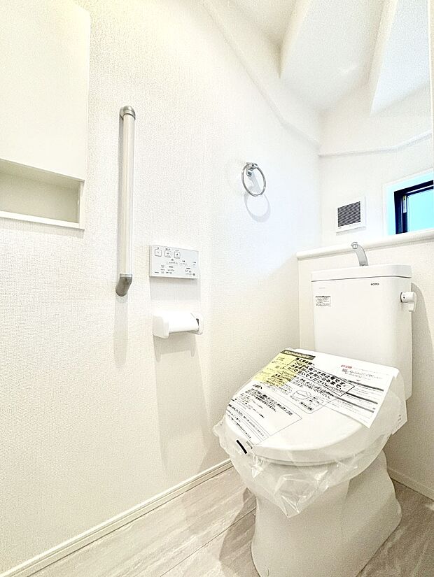トイレは1階と2階それぞれに配置されていてとても便利です。