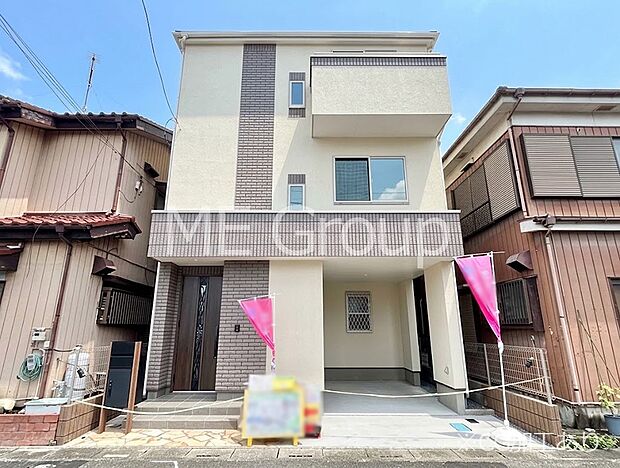 たっぷりの陽光と開放感に包まれる明るい住まい