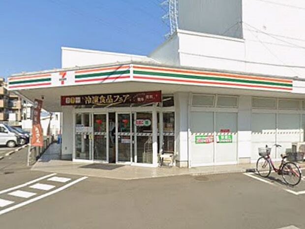 コンビニ 600m セブン-イレブン川越新宿町6丁目店
