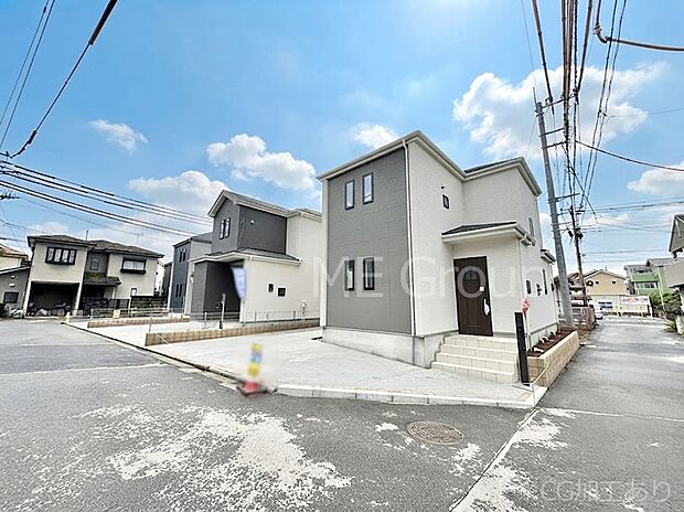 前面道路はきちんと整備されています