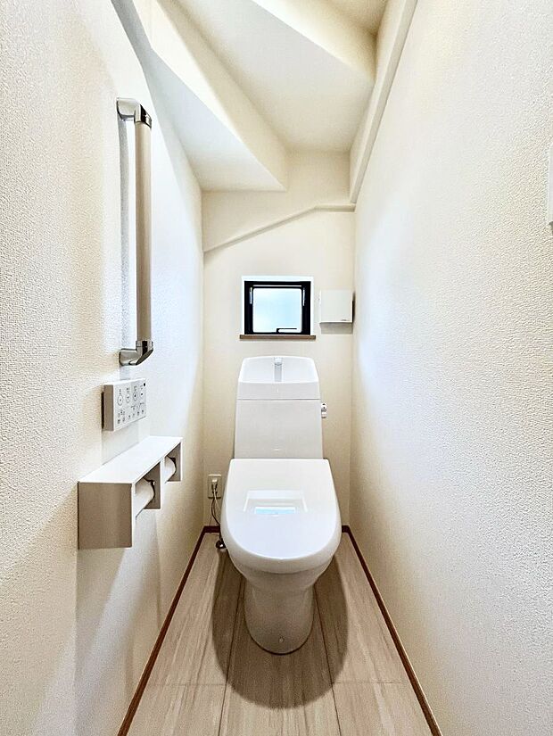 ウォシュレット付きトイレが1階と2階それぞれに配置されていてとても便利です。