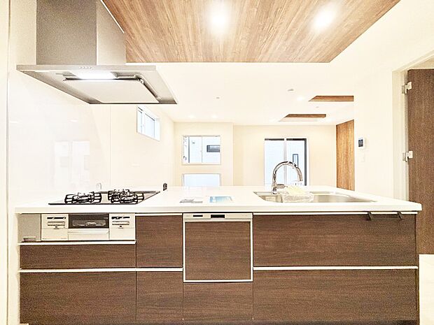 お料理を効率的に、楽しく！システムキッチン