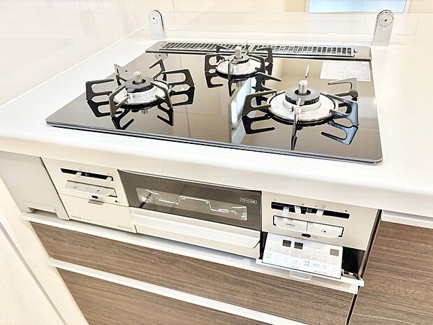 三口ガスコンロでお料理が一気にはかどりそう  