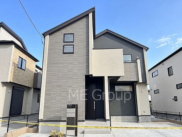 洗練された外観、上質な住空間が広がる室内は永く安心して過ごせる住居です。 