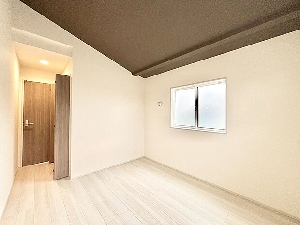 収納が充実しているので居住スペースを広々使えます