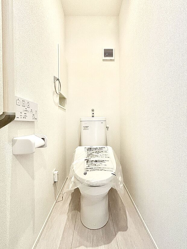 トイレは1階と2階それぞれに配置されていてとても便利です。 