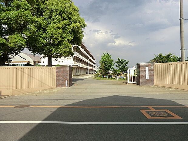 中学校 1300m ふじみ野市立花の木中学校