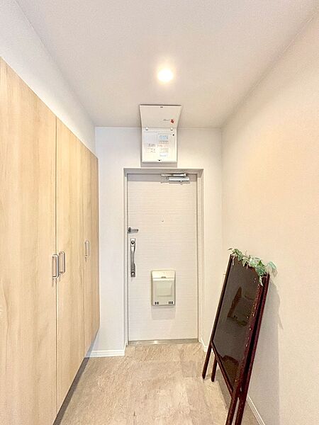 家族の帰宅やお客様をあたたかく迎える玄関