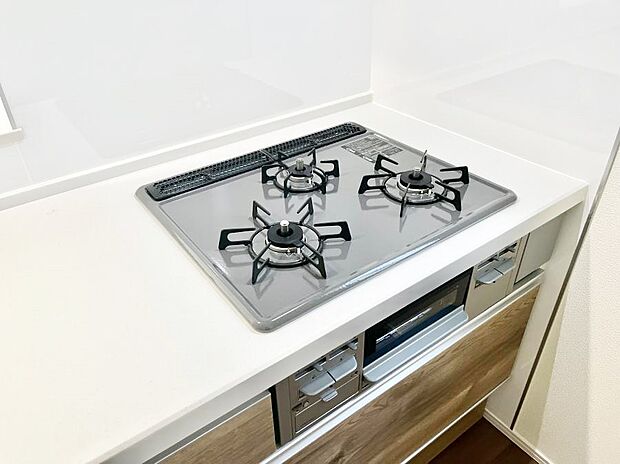 三口ガスコンロでお料理が一気にはかどりそう  