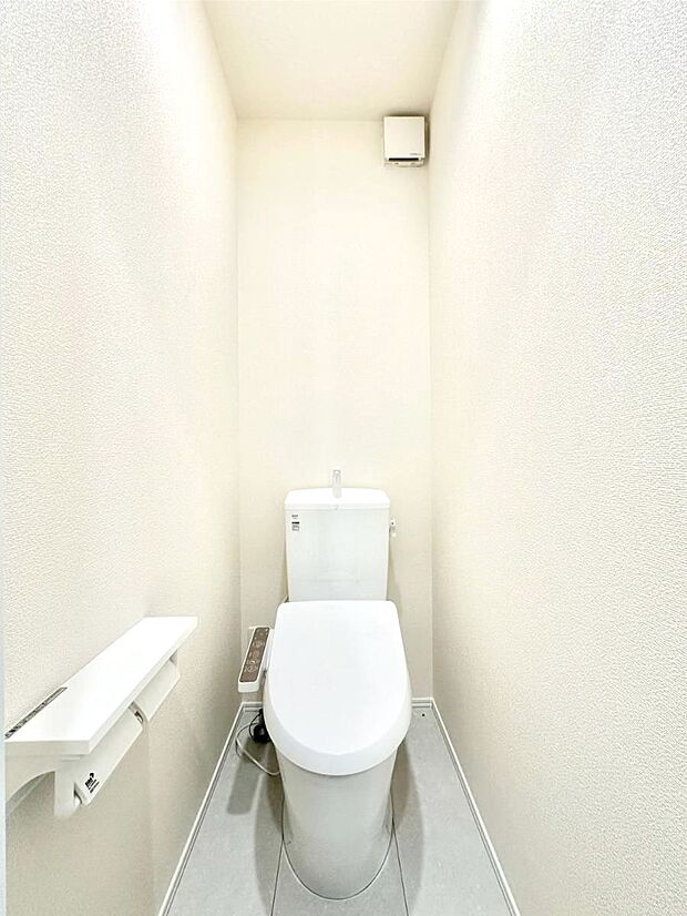 トイレは1階と2階それぞれに配置されていてとても便利です。 