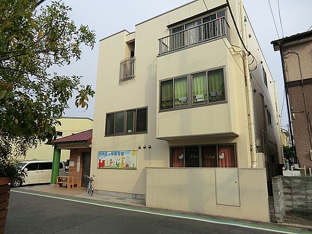 幼稚園・保育園 300m 汽車ぽっぽ保育園