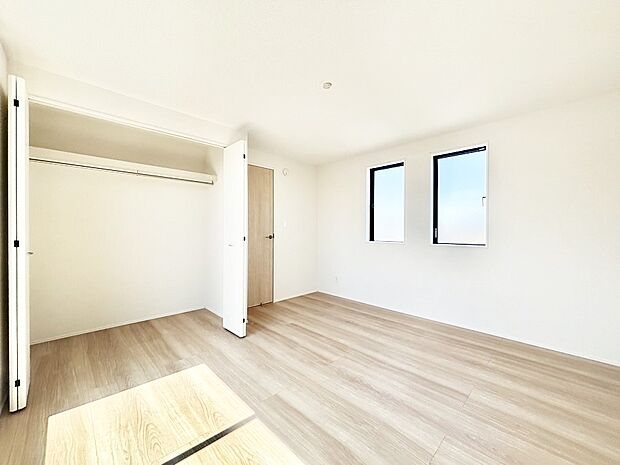 収納が充実しているので、居住スペースを広く使えます。