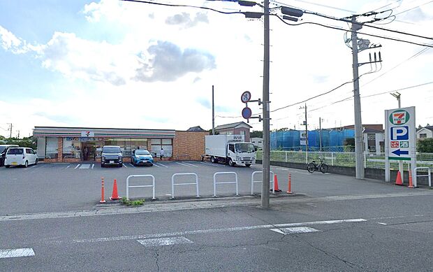 コンビニ 424m セブン-イレブン 三郷公園前店