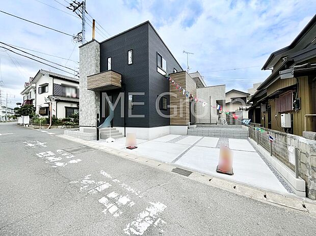 たっぷりの陽光と心地よい風が舞い込む住まい