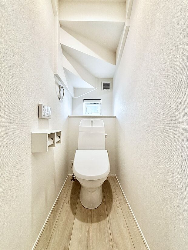 トイレは1階と2階それぞれに配置されていてとても便利です。