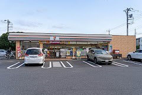 コンビニ 670m セブン-イレブン 東所沢駅前店