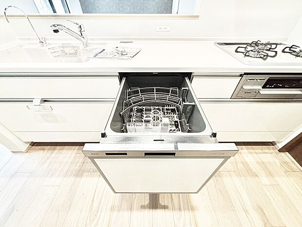 面倒なお片づけは食洗機にお任せ!家事の負担が減って、時間にも気持ちにもゆとりができます。