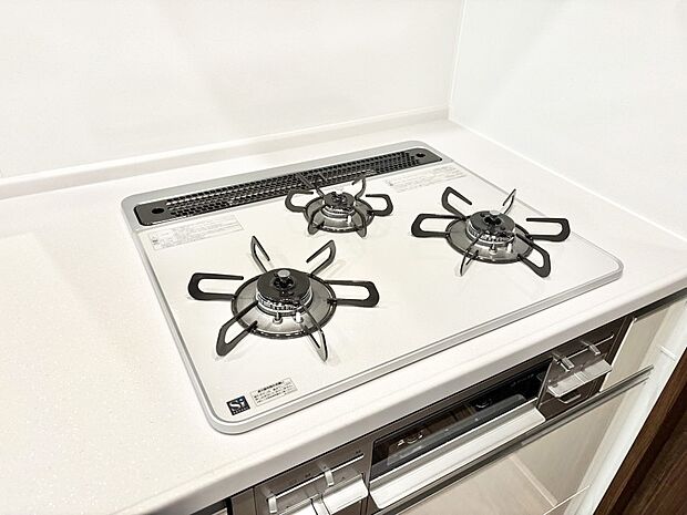 三口ガスコンロでお料理が一気にはかどりそう。  