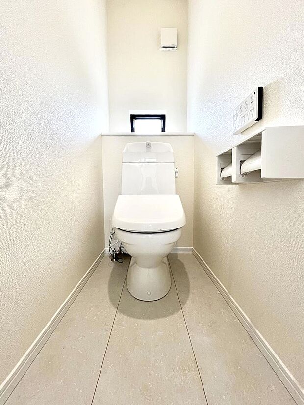 トイレは1階と2階それぞれに配置されていてとても便利です。 
