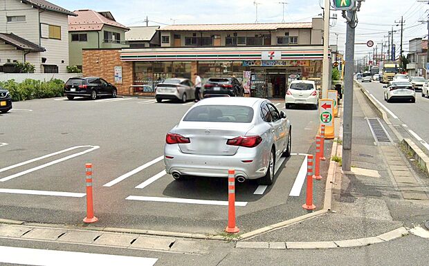 コンビニ 200m セブン-イレブン 馬橋栄町西店