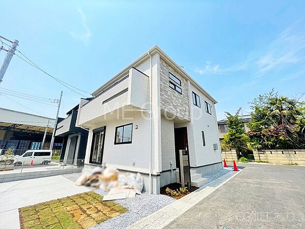 溢れる陽光でご家族の笑顔も輝く