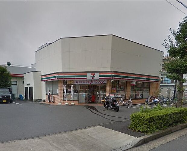 コンビニ 500m セブン-イレブン 足立東保木間店