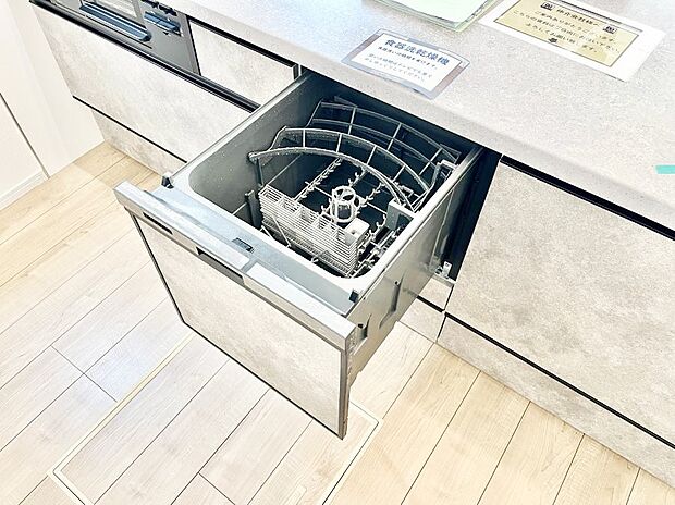 面倒なお片づけは食洗機にお任せ!家事の負担が減って、時間にも気持ちにもゆとりができます。