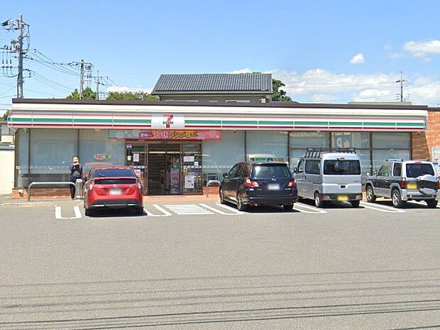 コンビニ 500m セブン-イレブン 柏花野井北店