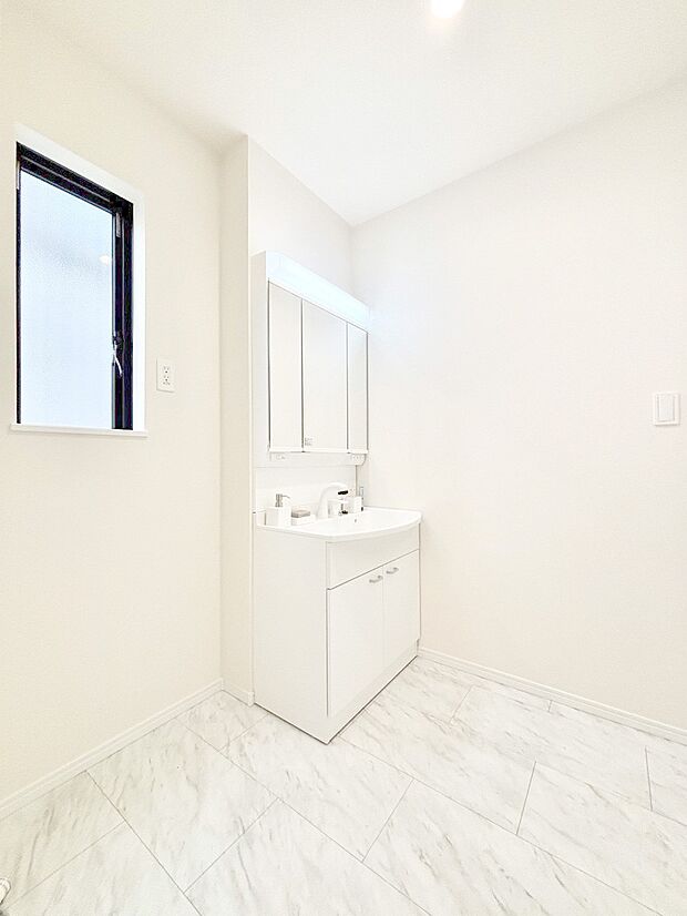 身支度もスムーズにおこなえる脱衣場