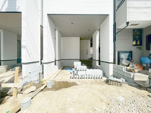 ビルトインタイプは大切なお車を傷や汚れから守ることができます。