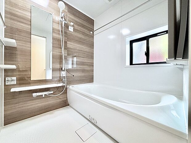 一日の疲れを癒やす大切なバスタイム。ゆっくりとお風呂を楽しんで疲れをとりたいですね!