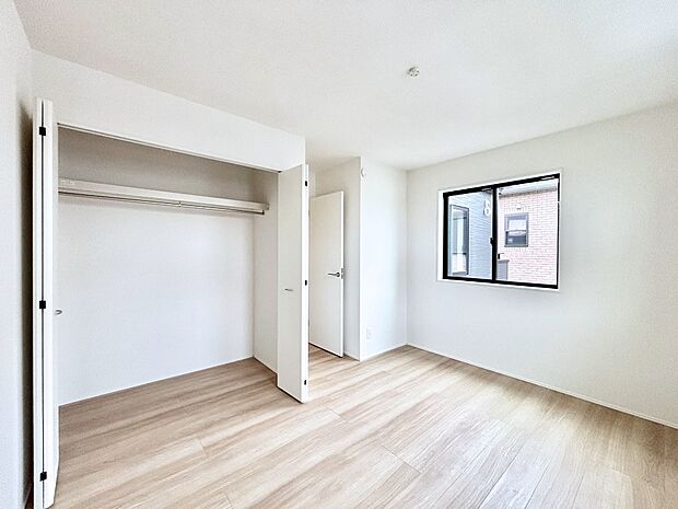 収納が充実しているので、居住スペースを広く使えます。